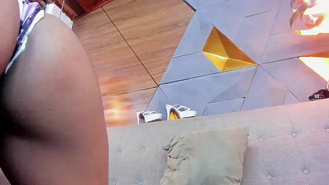 Snapshot of sarah_banks1 chatting on January 2025 11:12:01 PM sarah banks1 online show from January 2025 11:12:01 PM