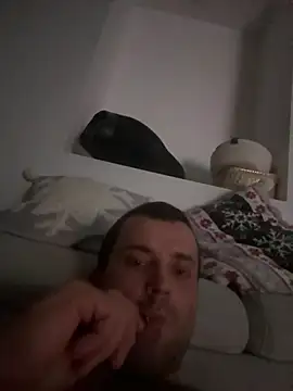 Snapshot of MateoKimiBi chatting on December 2024 02:19:02 AM MateoKimiBi online show from December 2024 02:19:02 AM