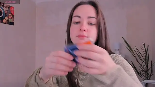 Snapshot of cClandesTina chatting on November 2025 11:22:01 AM cClandesTina online show from November 2025 11:22:01 AM