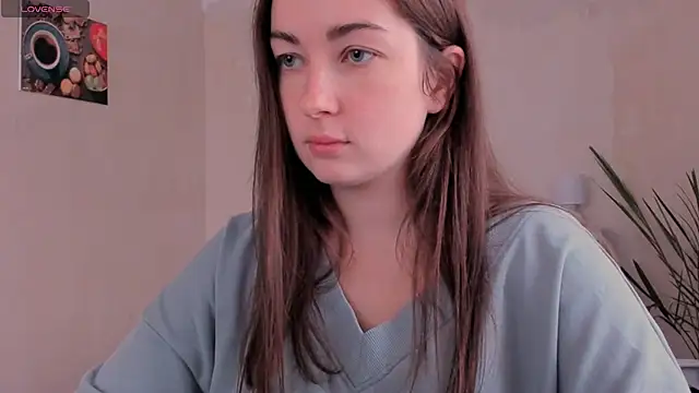 Snapshot of cClandesTina chatting on November 2025 11:43:01 AM cClandesTina online show from November 2025 11:43:01 AM