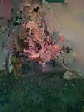 Snapshot of JasmineNoir2 chatting on November 2025 04:40:02 PM JasmineNoir2 online show from November 2025 04:40:02 PM