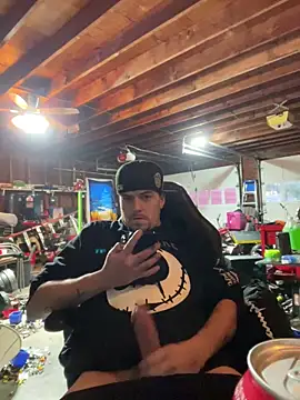 joeycbigcock online show from December 2024 09:25:02 PM