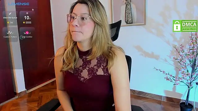 Chanelll Taylorr  online show from January 2025 12:56:01 PM