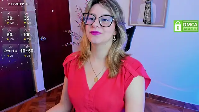 Chanelll Taylorr  online show from March 2025 01:09:02 PM