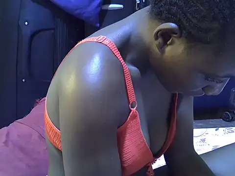 Snapshot of Adaline-Paris chatting on October 2025 07:27:02 AM Adaline-Paris online show from October 2025 07:27:02 AM