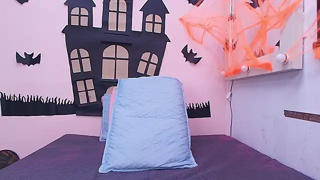 Snapshot of kendal_rossi chatting on October 2025 11:55:02 AM kendal rossi online show from October 2025 11:55:02 AM