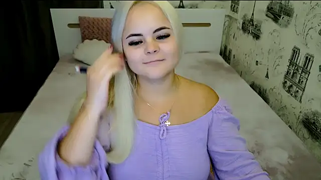 lovely-eyes online show from October 2025 06:52:01 PM