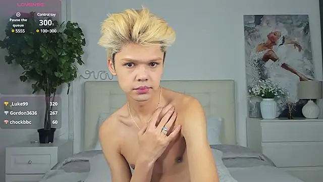 Felix Rey online show from March 2025 04:49:01 AM