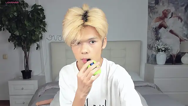 Felix Rey online show from September 2025 12:38:02 PM