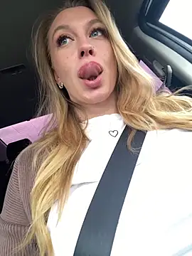 Sweet   Emily online show from October 2025 01:10:01 PM