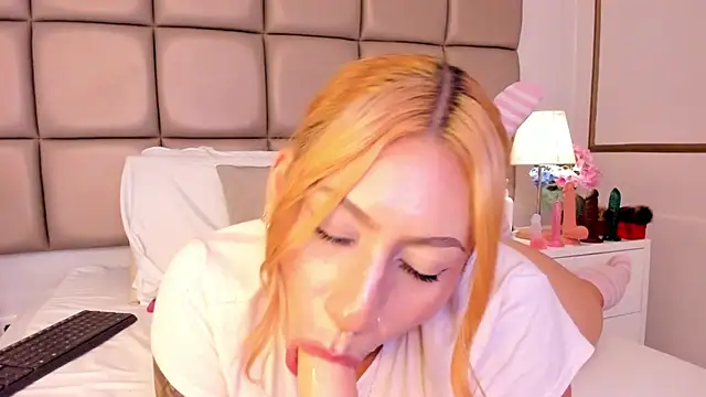 Emily robertss online show from January 2025 01:11:01 AM
