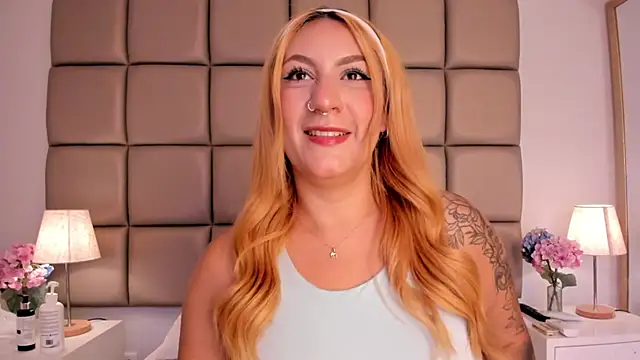 Emily robertss online show from February 2025 02:48:02 AM