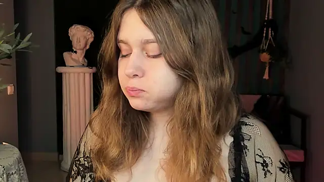 FioraMarmoris online show from October 2025 05:19:01 AM