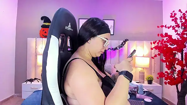 sara parker069 online show from October 2025 02:07:02 PM