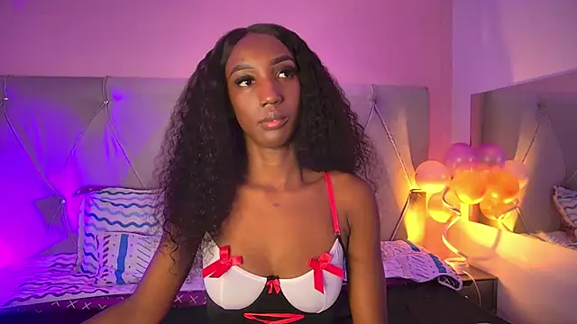 Snapshot of FiorelaLenin chatting on November 2025 02:41:01 PM FiorelaLenin online show from November 2025 02:41:01 PM