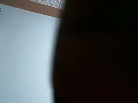 Snapshot of crowned_Afric chatting on October 2025 04:56:01 AM crowned Afric online show from October 2025 04:56:01 AM