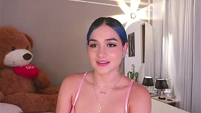 AnnyHizzle online show from November 2025 02:57:01 AM