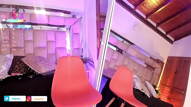 Dapnne  online show from September 2025 01:27:01 PM