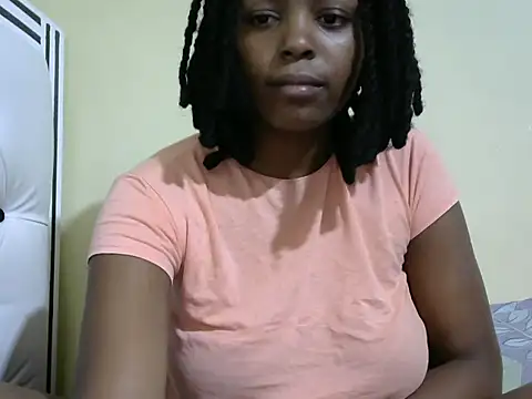 Snapshot of nelly_shyn chatting on October 2025 08:40:02 PM nelly shyn online show from October 2025 08:40:02 PM