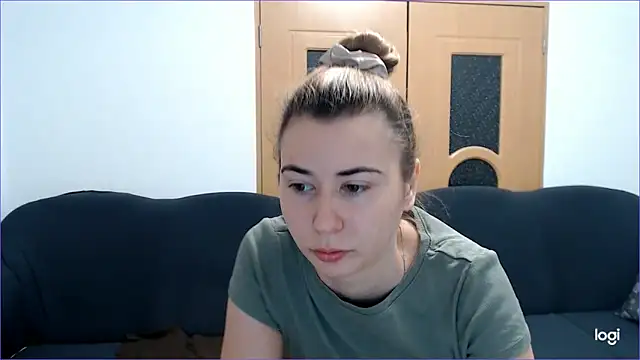 VioletaFlower7 online show from December 2024 09:40:02 AM