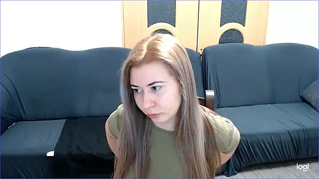 VioletaFlower7 online show from December 2024 08:45:02 AM
