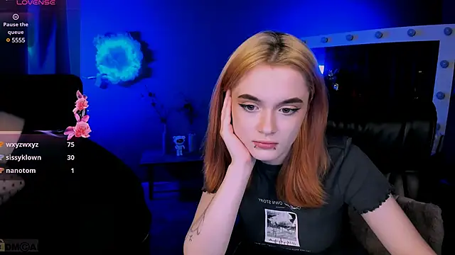 liana kisses online show from January 2025 11:18:02 PM