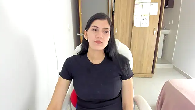 misstoya online show from January 2025 12:35:02 AM
