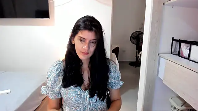 misstoya online show from September 2025 04:40:01 PM