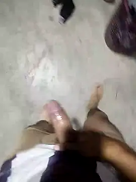 Snapshot of leyel00155 chatting on November 2025 11:43:02 AM leyel00155 online show from November 2025 11:43:02 AM