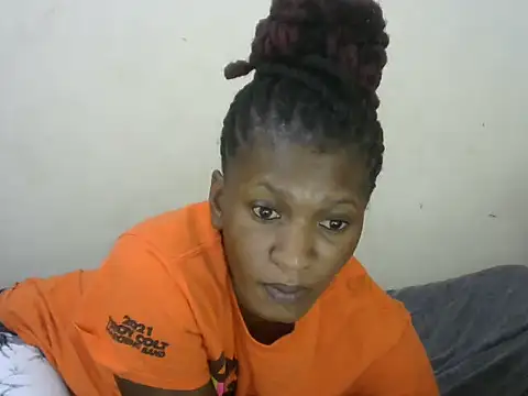 Pretty-emmie online show from February 2025 12:26:01 AM