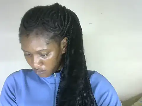 Pretty-emmie online show from November 2025 07:42:02 AM