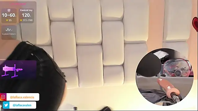 Snapshot of AndreaValencia chatting on September 2025 08:01:02 PM AndreaValencia online show from September 2025 08:01:02 PM