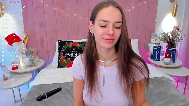 AprilWong online show from January 2025 06:20:01 AM