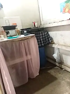 Snapshot of Andreita_95 chatting on February 2025 03:05:01 PM Andreita 95 online show from February 2025 03:05:01 PM