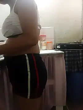 Snapshot of Andreita_95 chatting on March 2025 11:27:01 PM Andreita 95 online show from March 2025 11:27:01 PM