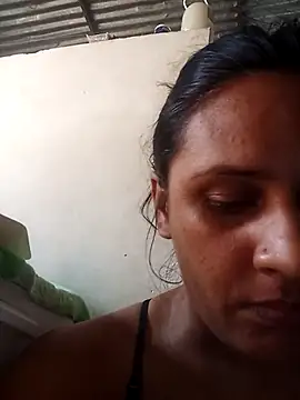 Snapshot of Andreita_95 chatting on March 2025 05:39:01 PM Andreita 95 online show from March 2025 05:39:01 PM