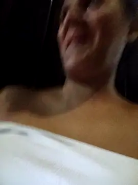 Snapshot of Andreita_95 chatting on October 2025 11:16:02 PM Andreita 95 online show from October 2025 11:16:02 PM