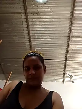 Snapshot of Andreita_95 chatting on October 2025 05:02:02 PM Andreita 95 online show from October 2025 05:02:02 PM