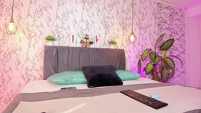 Snapshot of aihnoa_split chatting on October 2025 12:58:01 PM aihnoa split online show from October 2025 12:58:01 PM