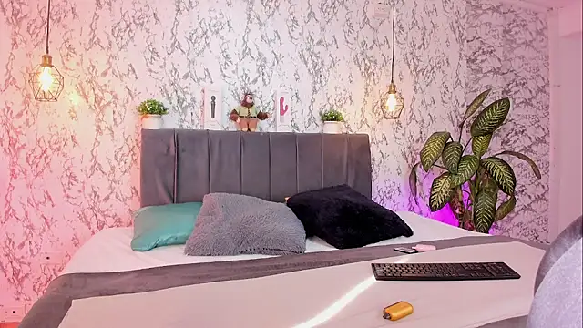 Snapshot of aihnoa_split chatting on October 2025 12:42:02 PM aihnoa split online show from October 2025 12:42:02 PM