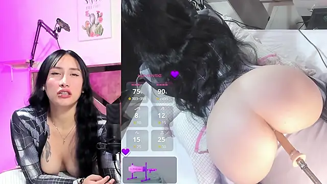 lili moonn online show from October 2025 11:06:02 AM