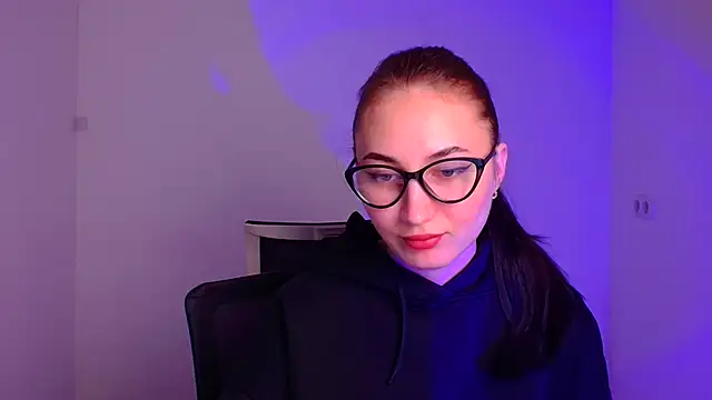 Jennifer Blum online show from January 2025 06:09:02 AM
