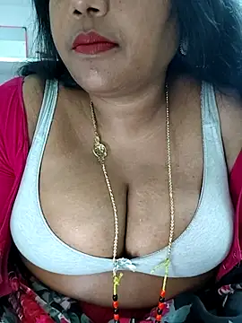 Snapshot of Swapna_143 chatting on October 2025 05:10:02 PM Swapna 143 online show from October 2025 05:10:02 PM