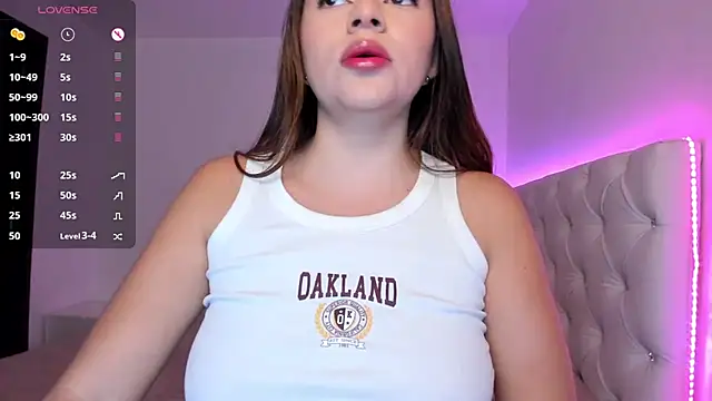 CataLesmes online show from December 2024 03:58:02 AM