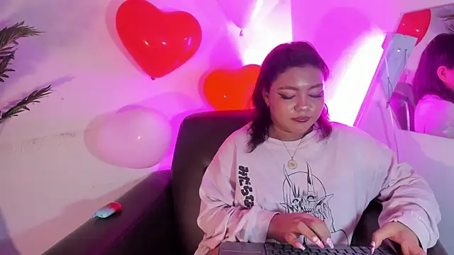 cherry chel online show from February 2025 06:43:02 PM