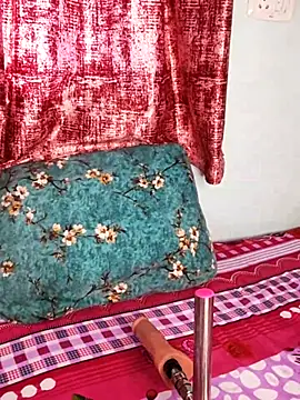 juhicpl143 online show from October 2025 10:36:01 AM