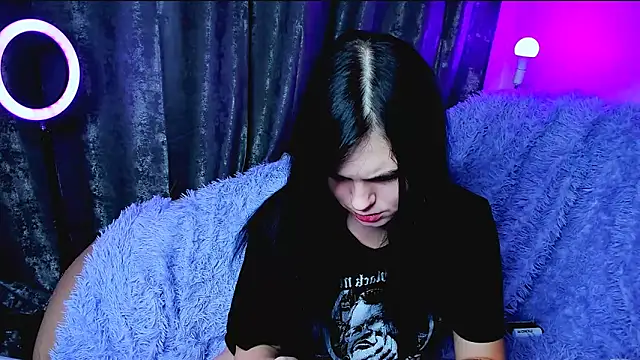 PussySaurus  online show from December 2024 08:00:01 AM