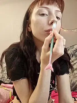 Snapshot of _Alice_0-0 chatting on October 2025 08:13:01 AM Alice 0-0 online show from October 2025 08:13:01 AM