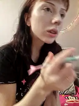 Snapshot of _Alice_0-0 chatting on October 2025 09:41:01 AM Alice 0-0 online show from October 2025 09:41:01 AM