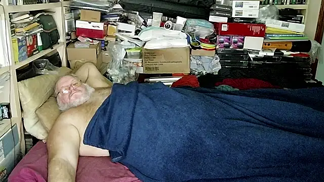 hadeszeuss2 online show from December 2024 05:44:01 PM